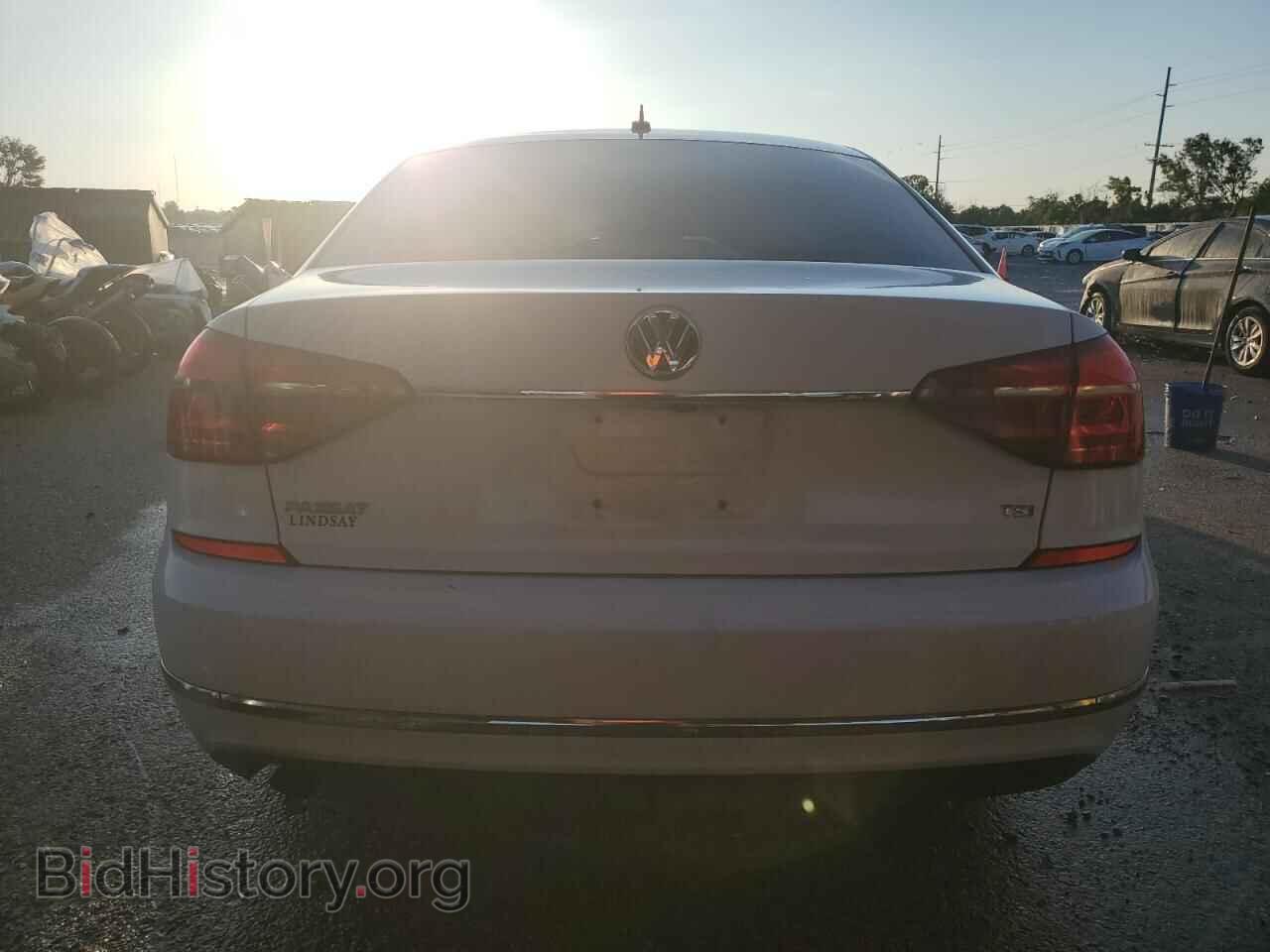 2016 VOLKSWAGEN PASSAT - VIN: 1VWAT7A38GC025005 - Фото 6