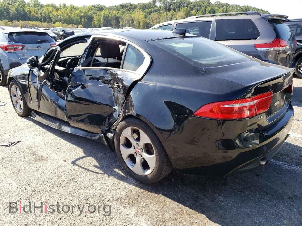 2017 JAGUAR XE - VIN: SAJAR4BG4HA976995 - Фото 2