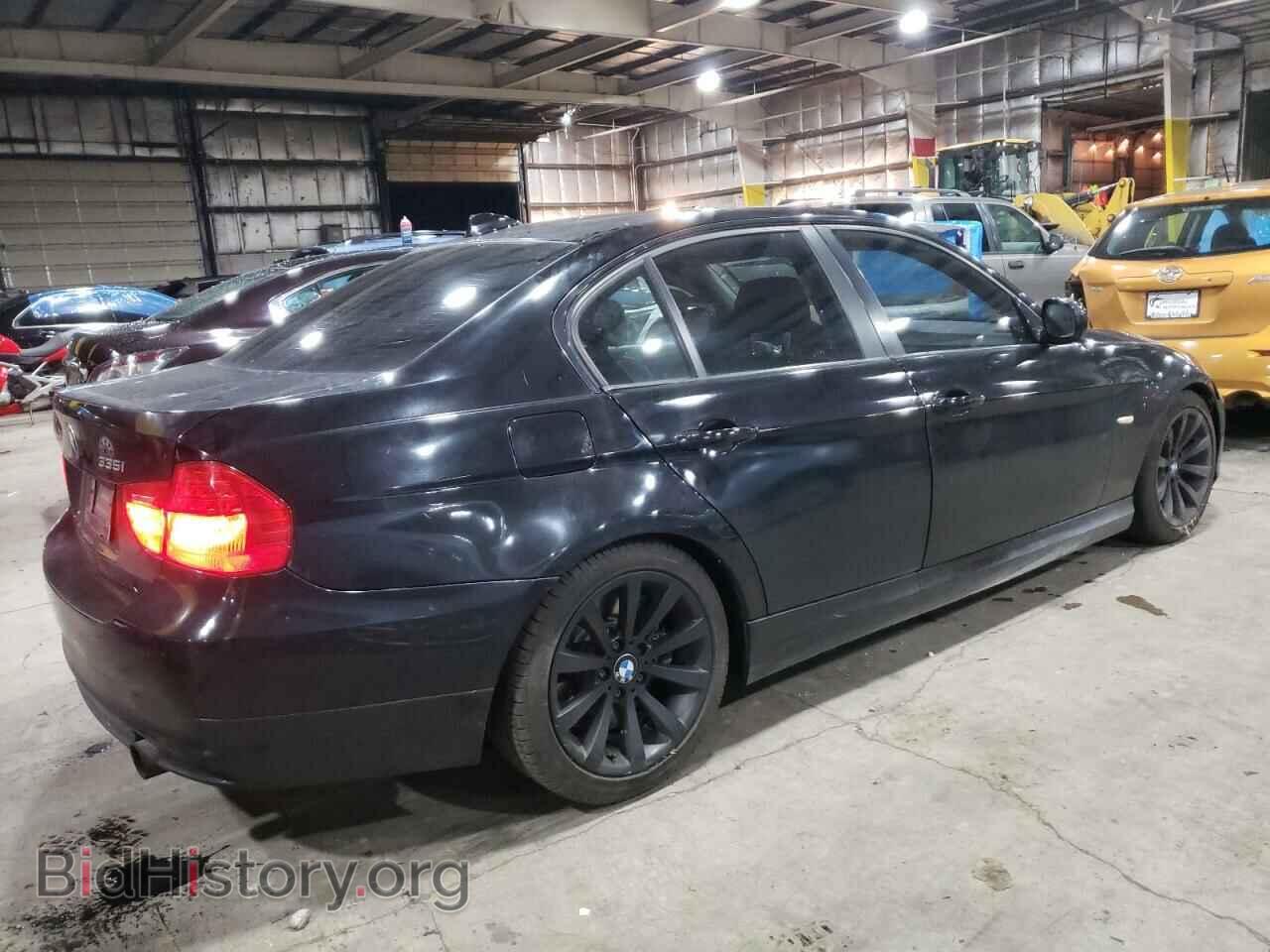 2011 BMW 3 SERIES - VIN: WBAPM5C57BE577019 - Фото 3