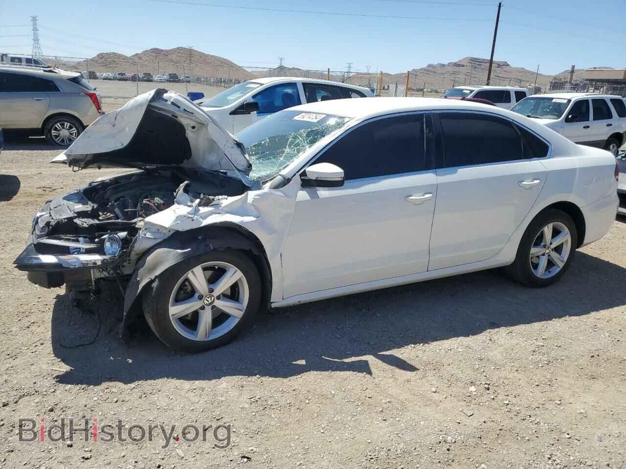 Photo 1VWBP7A33DC140647 - VOLKSWAGEN PASSAT 2013