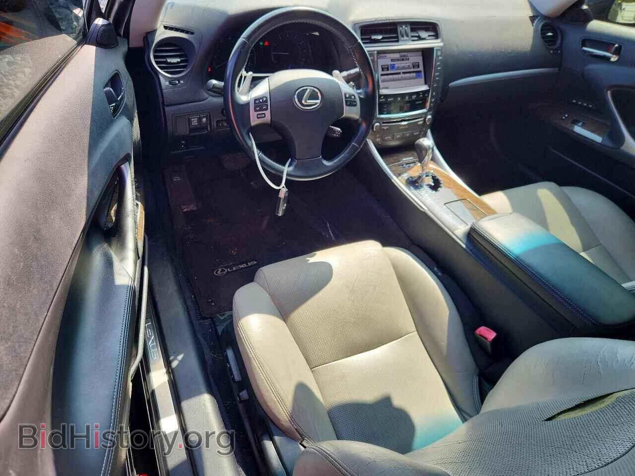 2011 LEXUS IS - VIN: JTHFF2C2XB2520777 - Photo 8