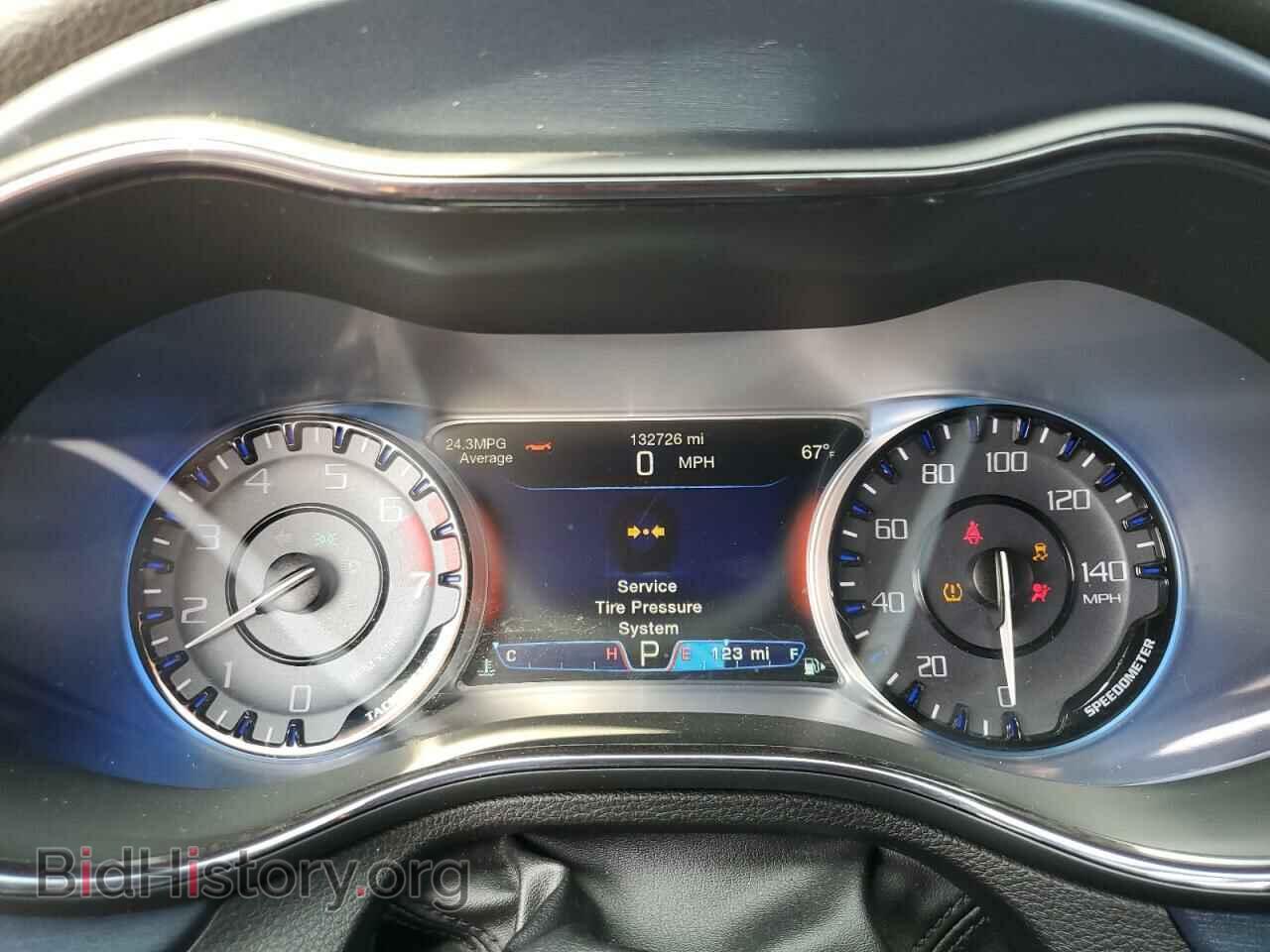 2016 CHRYSLER 200 - VIN: 1C3CCCBB0GN125697 - Фото 9
