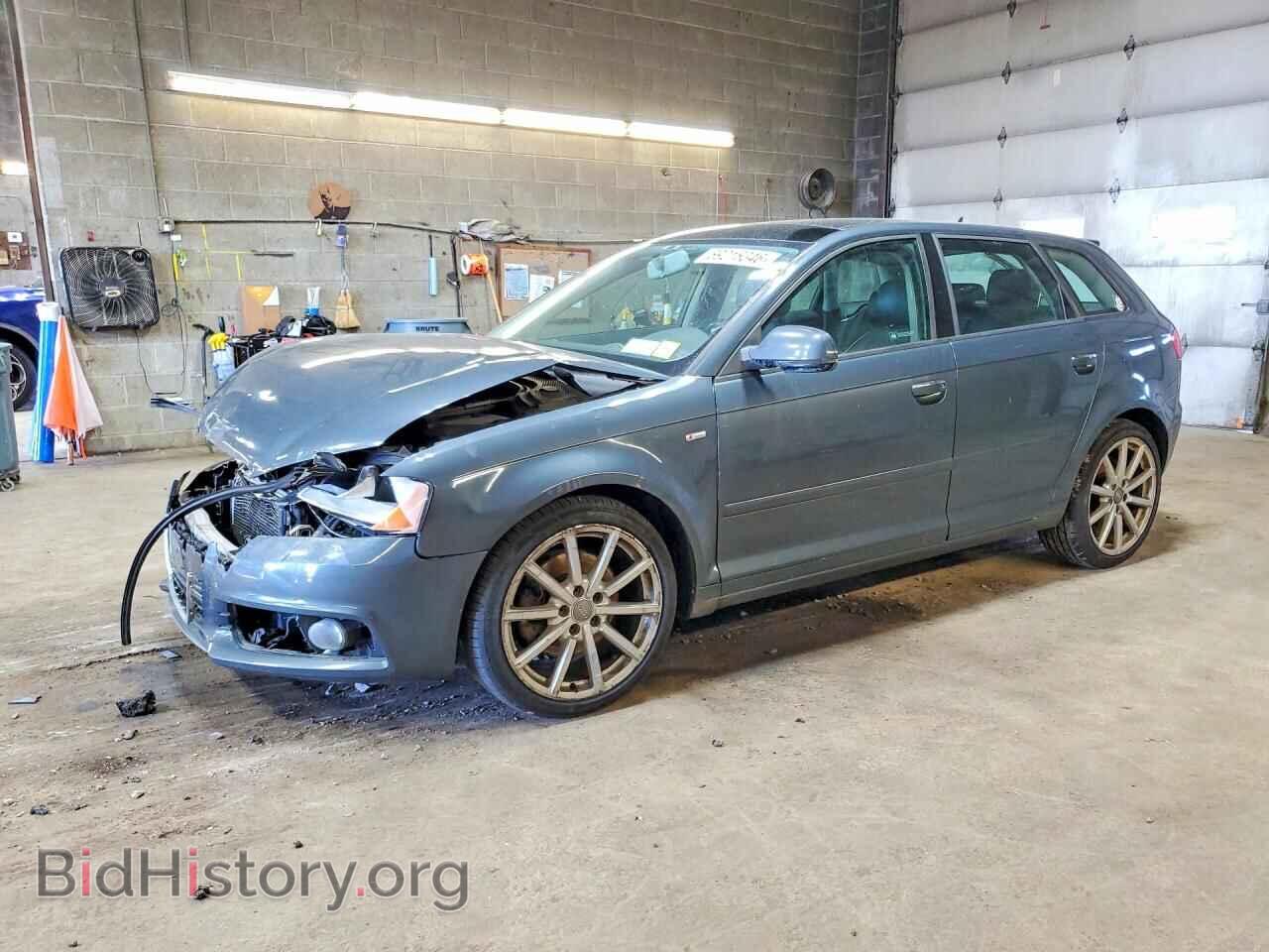 Фотография WAUBEAFM8BA032697 - AUDI A3 2011