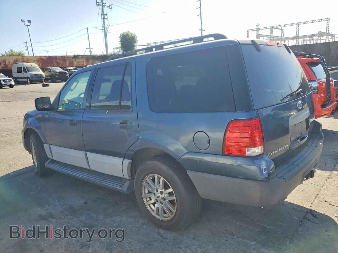 2005 Ford EXPEDITION (VIN 1FMPU13545LA15621) — фото 2 из 12