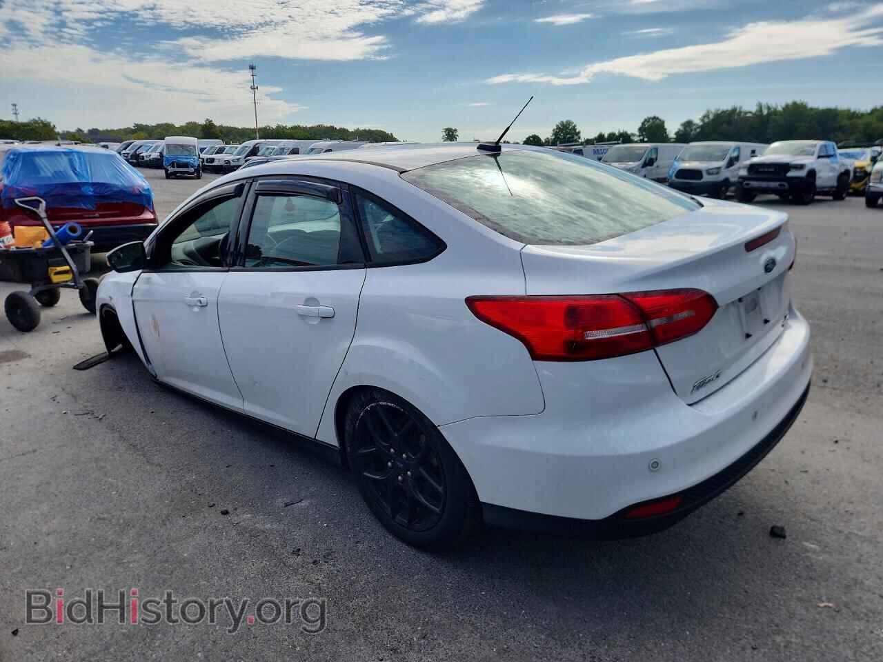 2016 FORD FOCUS - VIN: 1FADP3F27GL214294 - Фото 2