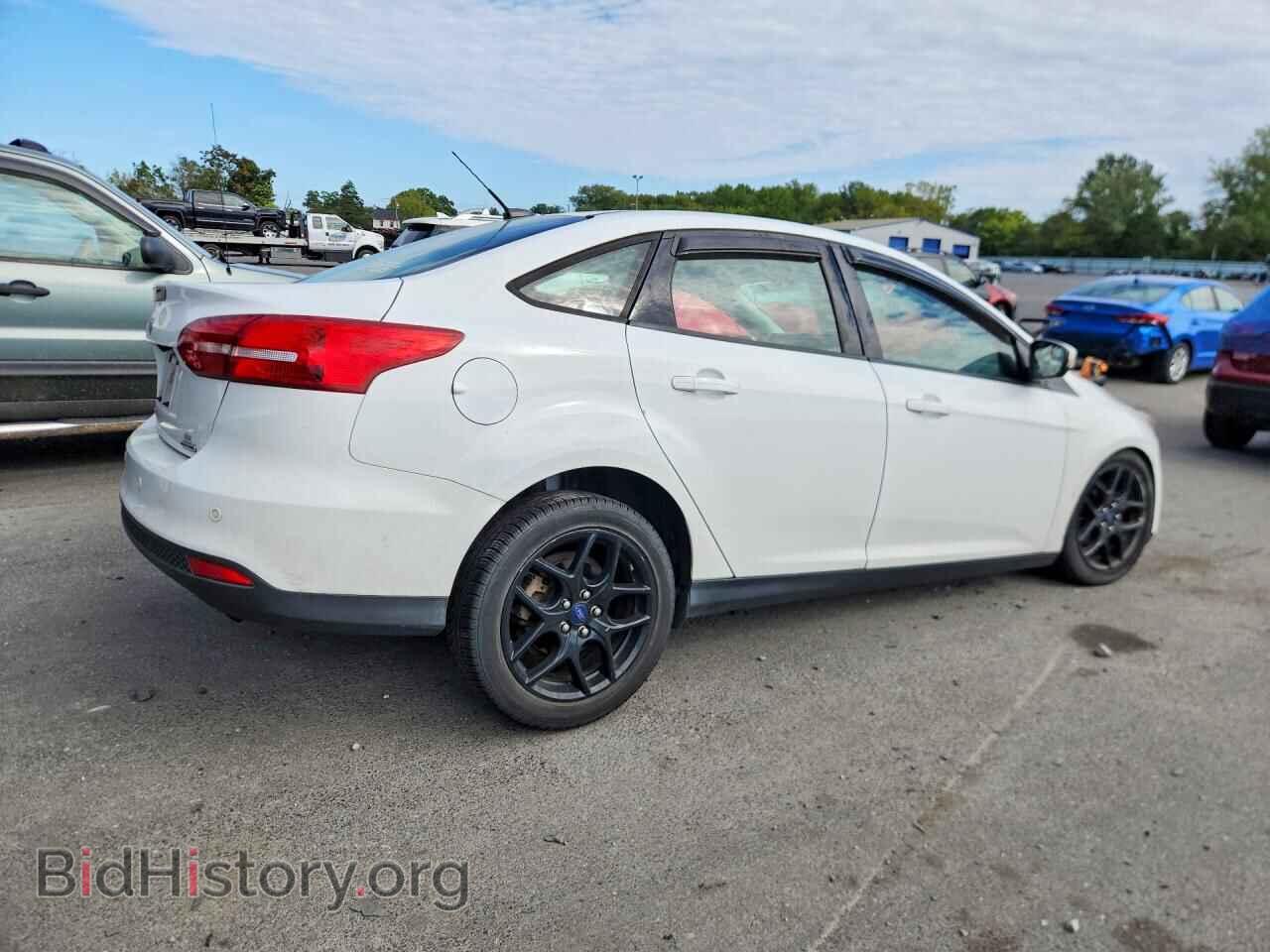 2016 FORD FOCUS - VIN: 1FADP3F27GL214294 - Фото 3