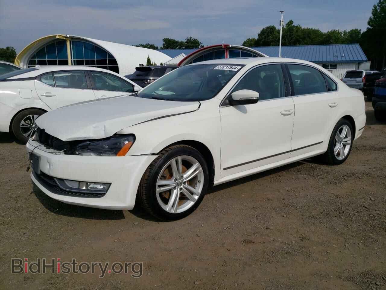 Фотография 1VWCT7A36EC011061 - VOLKSWAGEN PASSAT 2014