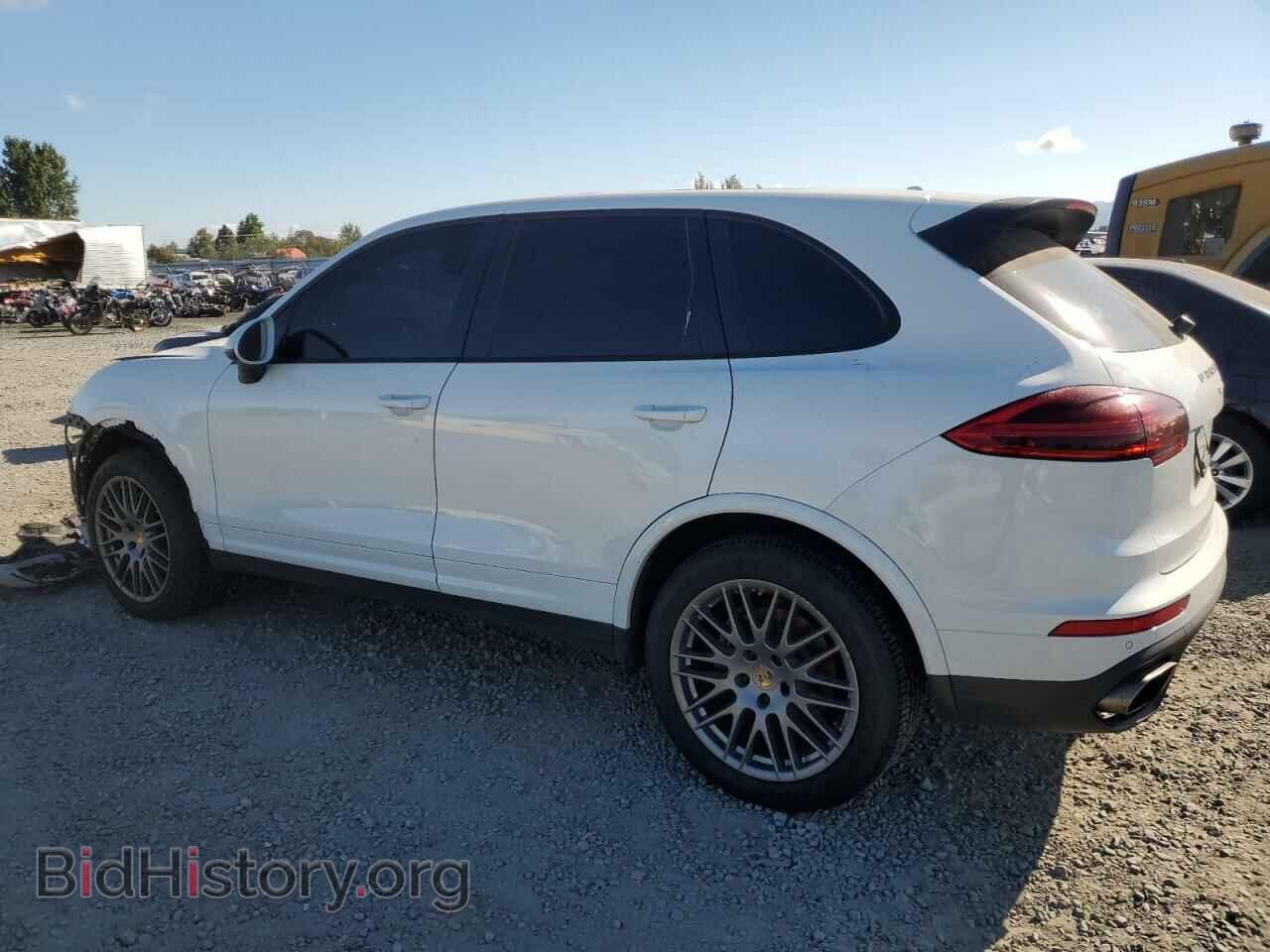 2017 PORSCHE CAYENNE - VIN: WP1AA2A24HKA88286 - Фото 2