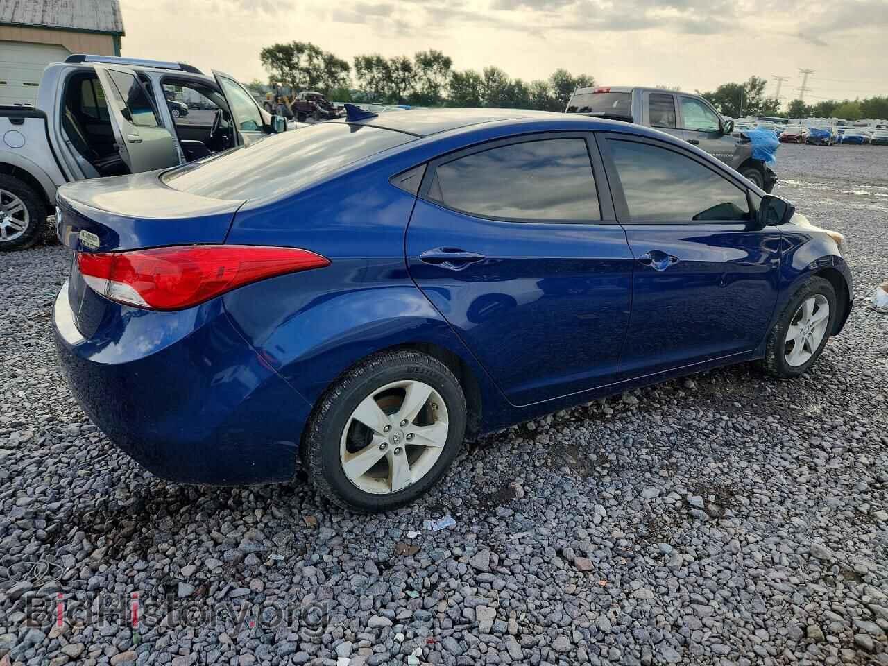 2013 HYUNDAI ELANTRA - VIN: KMHDH4AE4DU681415 - Фото 3