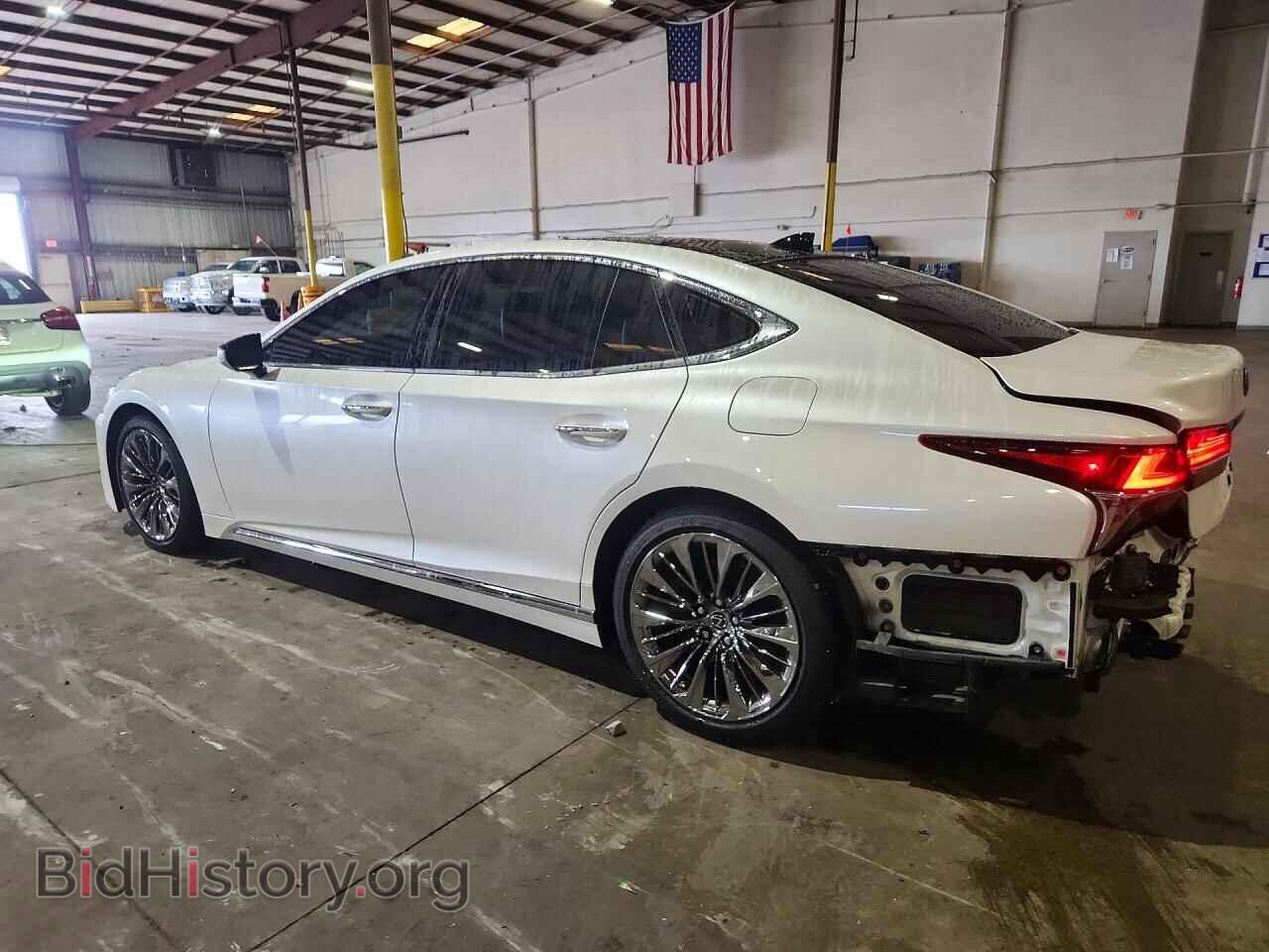 2020 LEXUS LS500 - VIN: JTHD51GF2L5007671 - Photo 2