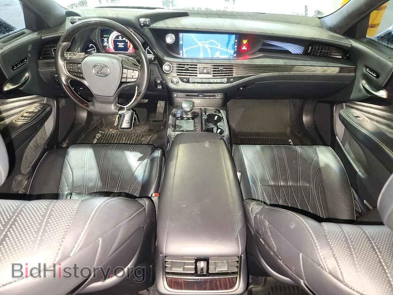 2020 LEXUS LS500 - VIN: JTHD51GF2L5007671 - Photo 8