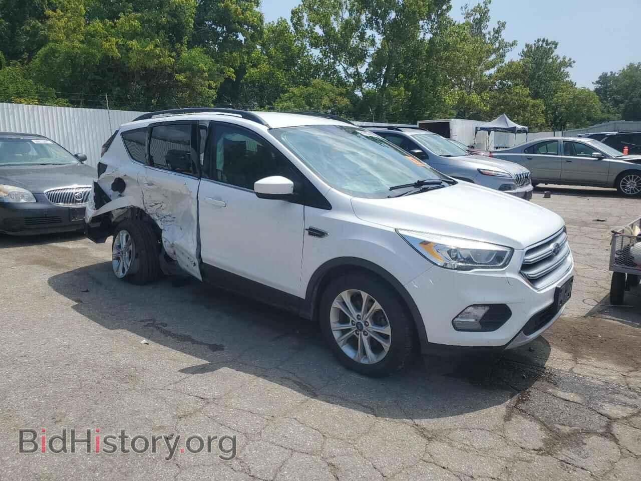 2017 FORD ESCAPE - VIN: 1FMCU0GD4HUE06051 - Фото 4