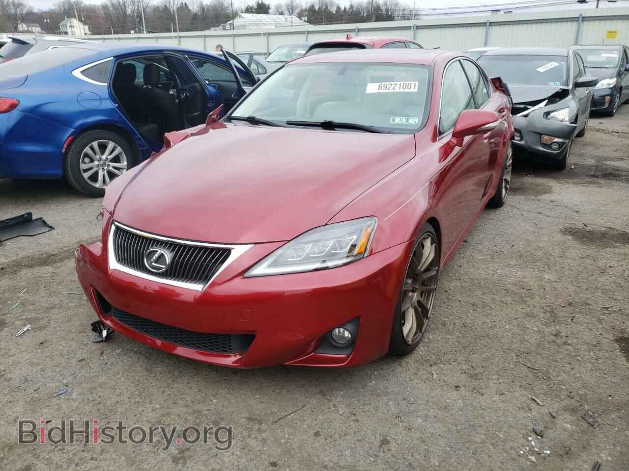 2011 LEXUS IS - VIN: JTHCF5C20B5050598 - Photo 2