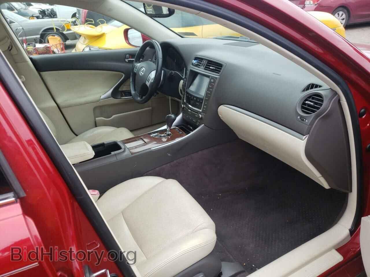 2011 LEXUS IS - VIN: JTHCF5C20B5050598 - Photo 5