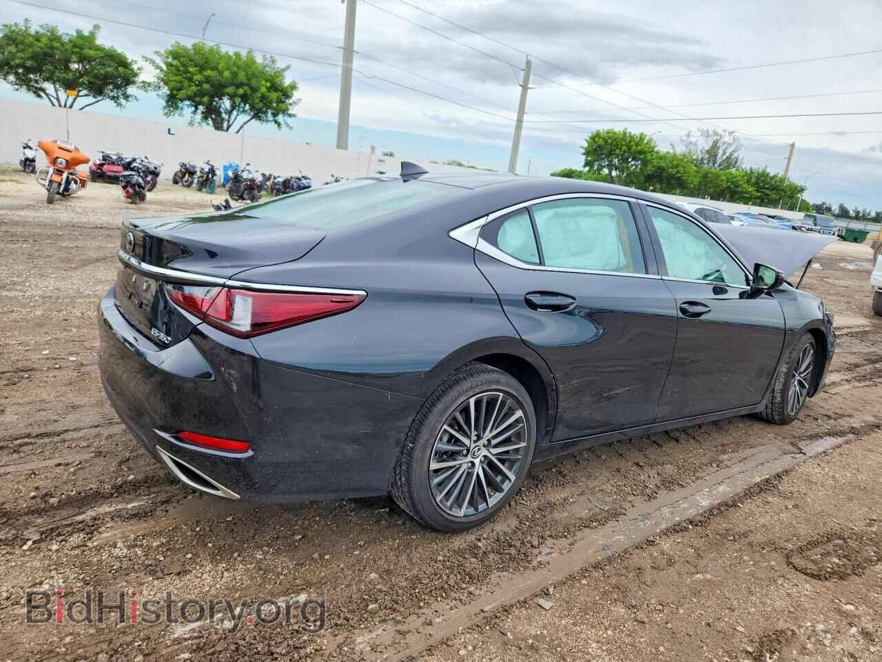 2025 LEXUS ES350 - VIN: 58ADZ1B11SU207256 - Photo 3