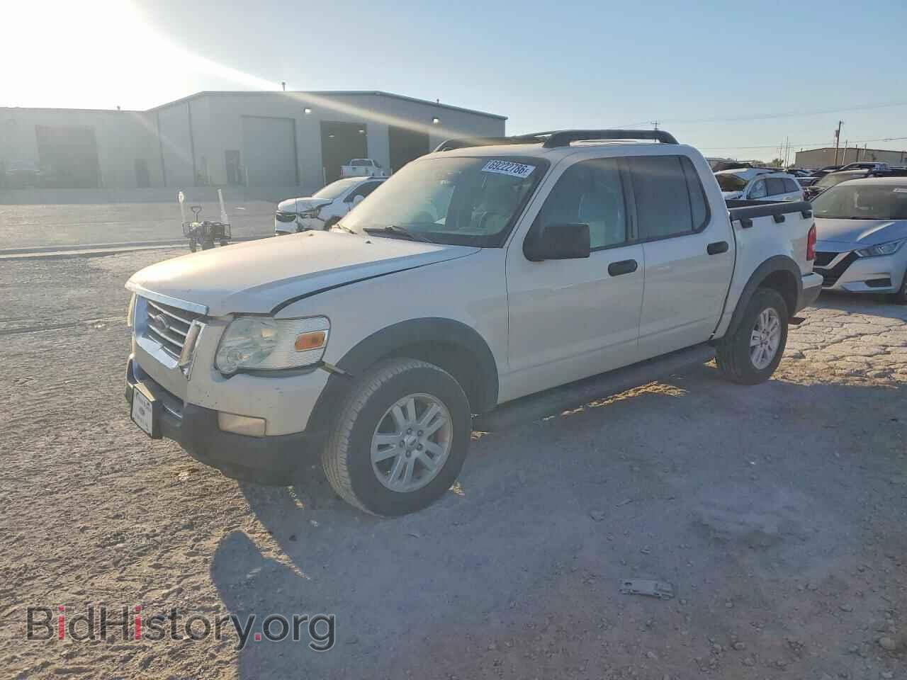 Фотография 1FMEU31E28UB26480 - FORD EXPLORER 2008