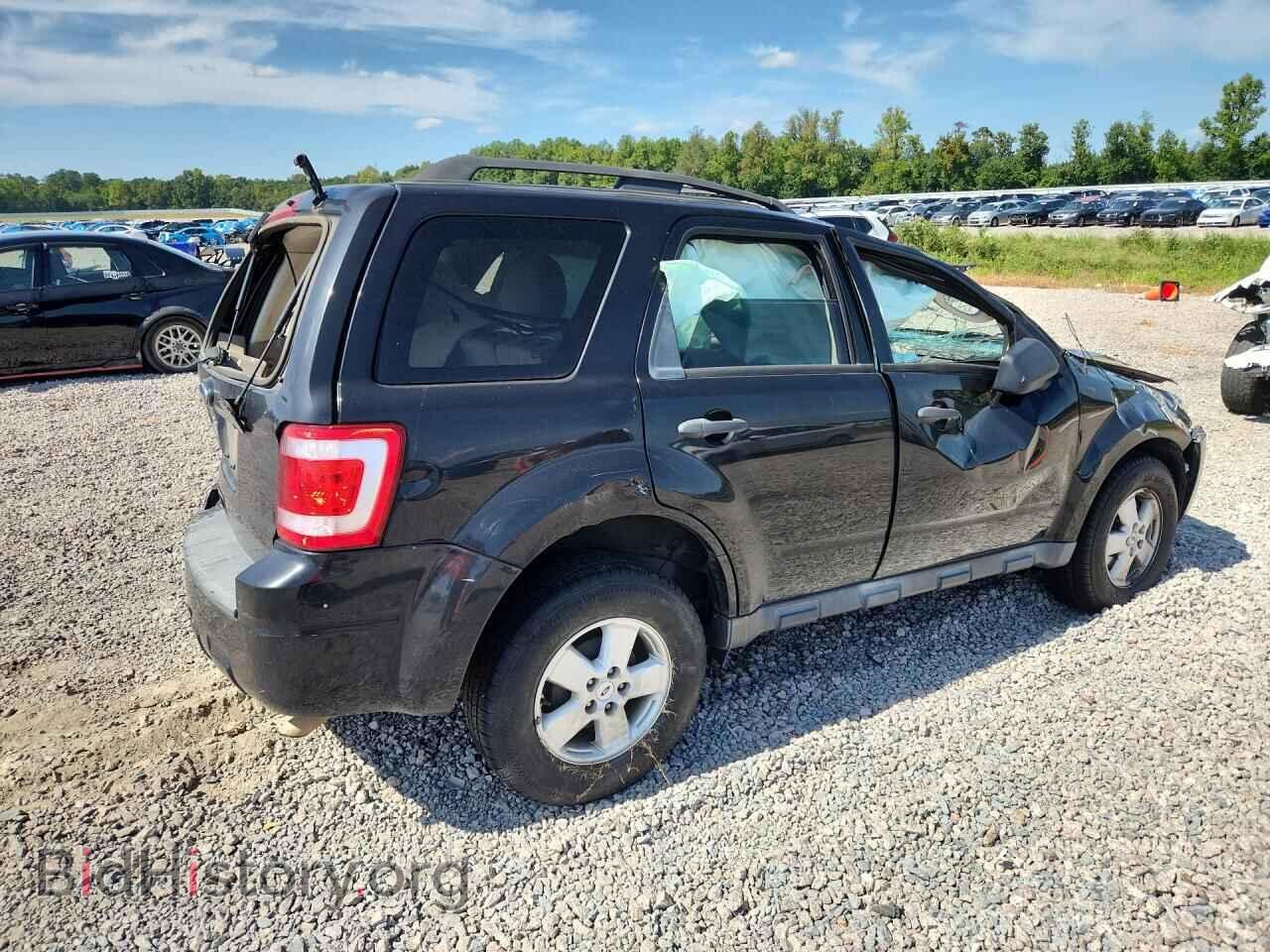 2011 FORD ESCAPE - VIN: 1FMCU0D76BKB52084 - Photo 3