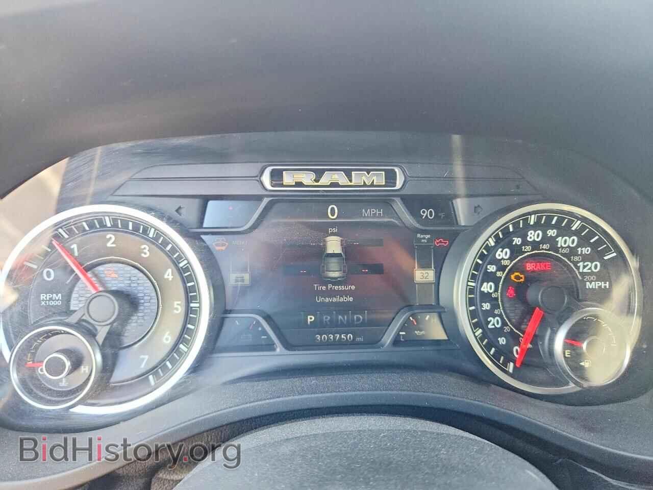 2019 RAM 1500 - VIN: 1C6RREBTXKN519524 - Фото 9