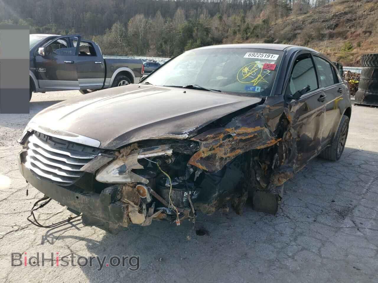 2012 CHRYSLER 200 - VIN: 1C3CCBBG8CN241925 - Фото 2