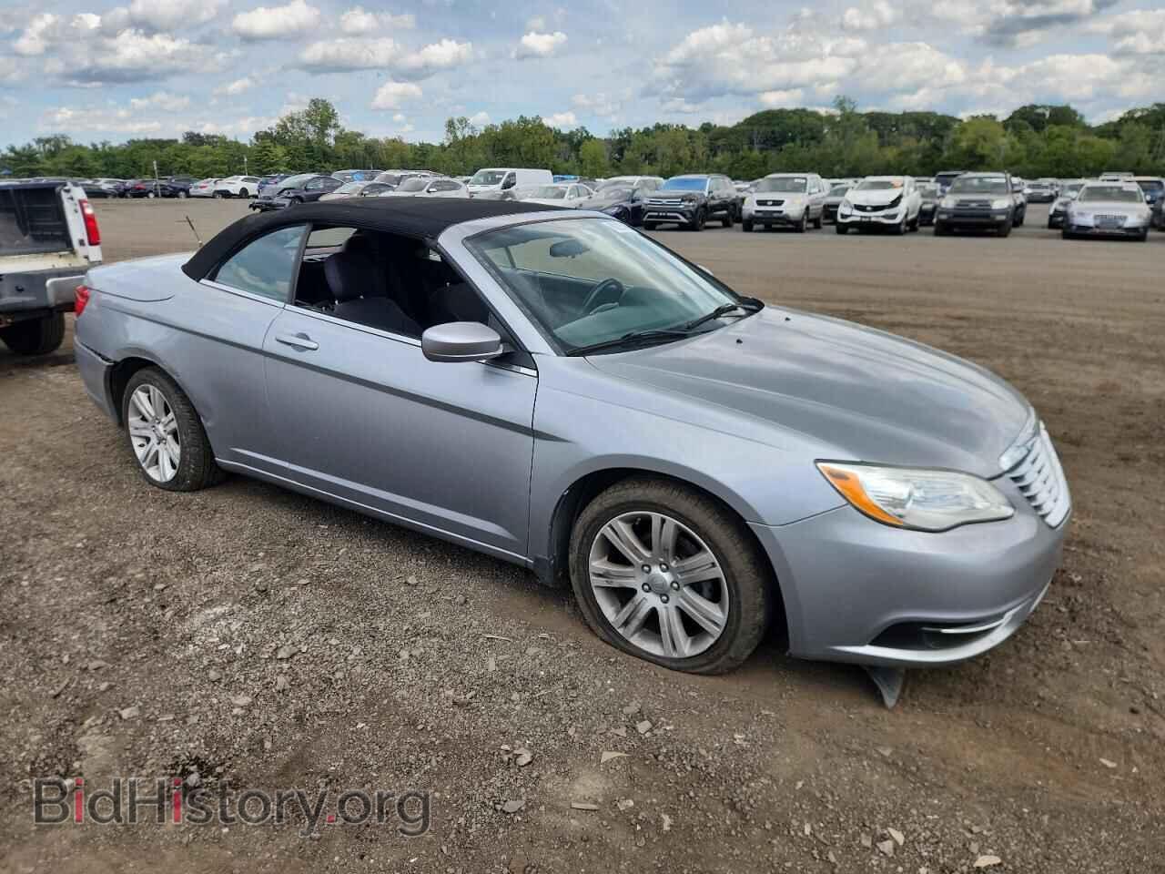 2013 CHRYSLER 200 - VIN: 1C3BCBEB8DN723842 - Фото 4