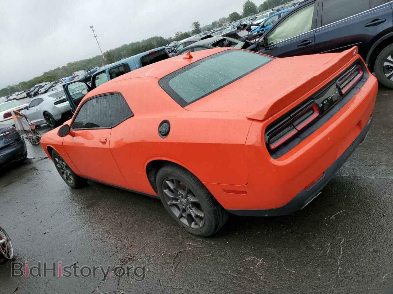 2018 DODGE CHALLENGER - VIN: 2C3CDZGG2JH205216 - Фото 2
