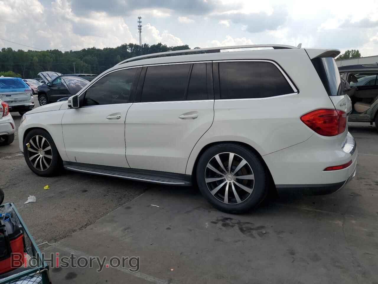2013 MERCEDES-BENZ GL-CLASS - VIN: 4JGDF7CE6DA215698 - Фото 2