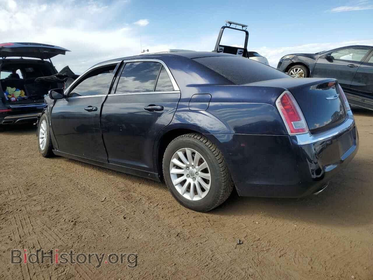2011 CHRYSLER 300 - VIN: 2C3CA4CG4BH525284 - Фото 2