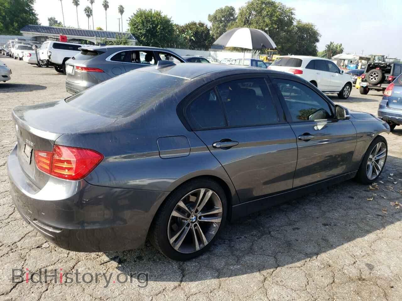 2013 BMW 3 SERIES - VIN: WBA3A5C51DF356293 - Фото 3