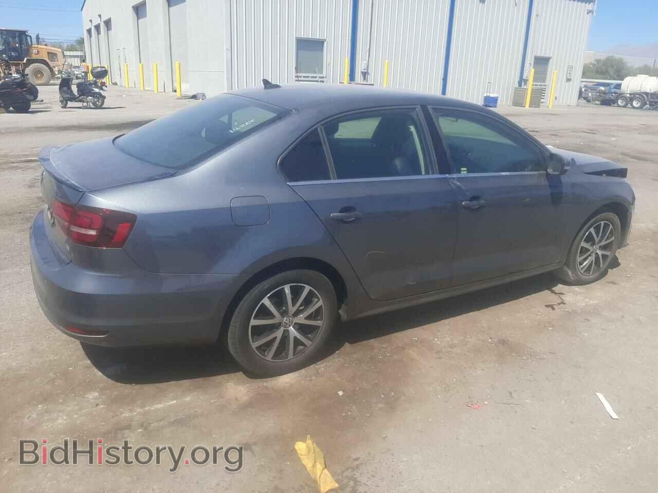 2017 VOLKSWAGEN JETTA - VIN: 3VWDB7AJ0HM207652 - Photo 3