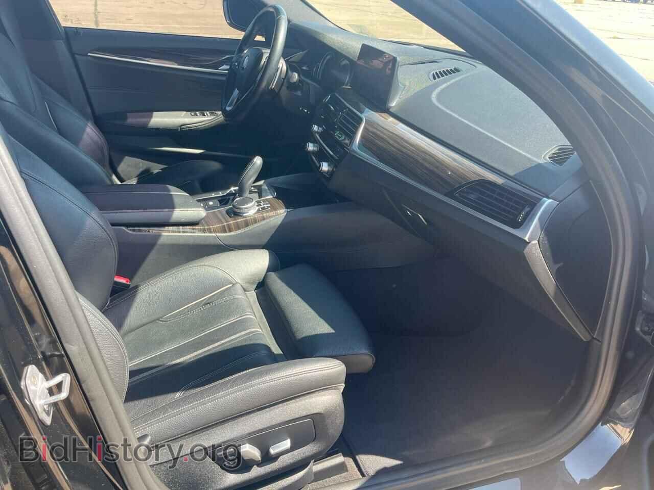 2019 BMW 5 SERIES - VIN: WBAJA9C52KB392755 - Фото 5