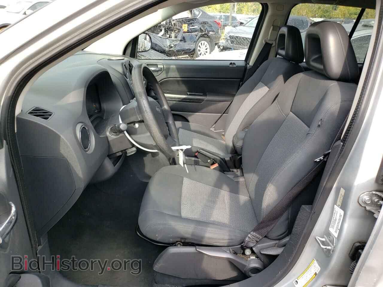 2009 JEEP COMPASS - VIN: 1J4FT47A79D214295 - Photo 7