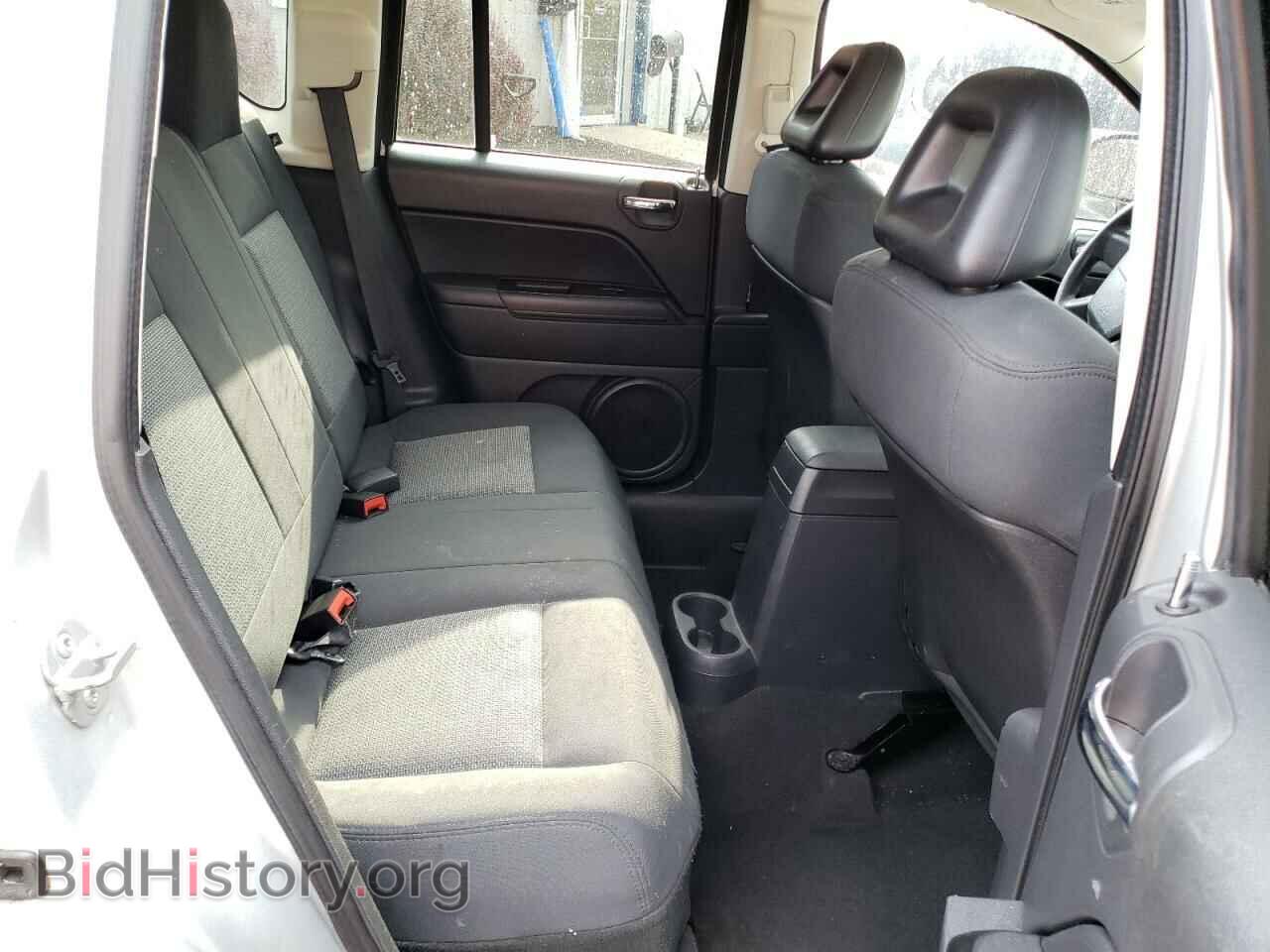 2009 JEEP COMPASS - VIN: 1J4FT47A79D214295 - Photo 10