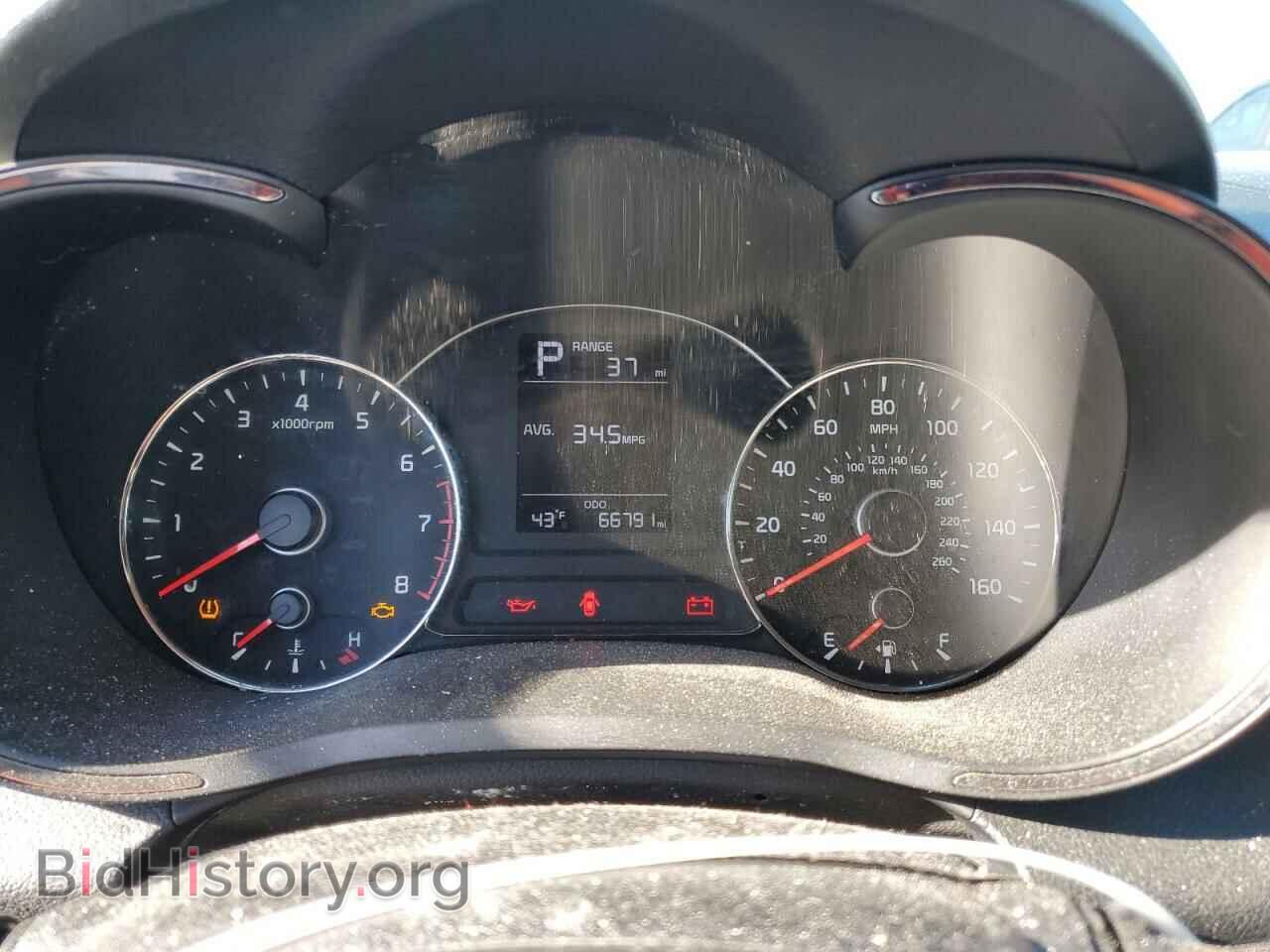 2017 KIA FORTE - VIN: 3KPFK4A76HE112702 - Фото 9