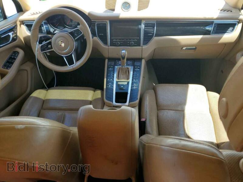 2016 Porsche MACAN (VIN WP1AB2A52GLB57685) — фото 8 из 13