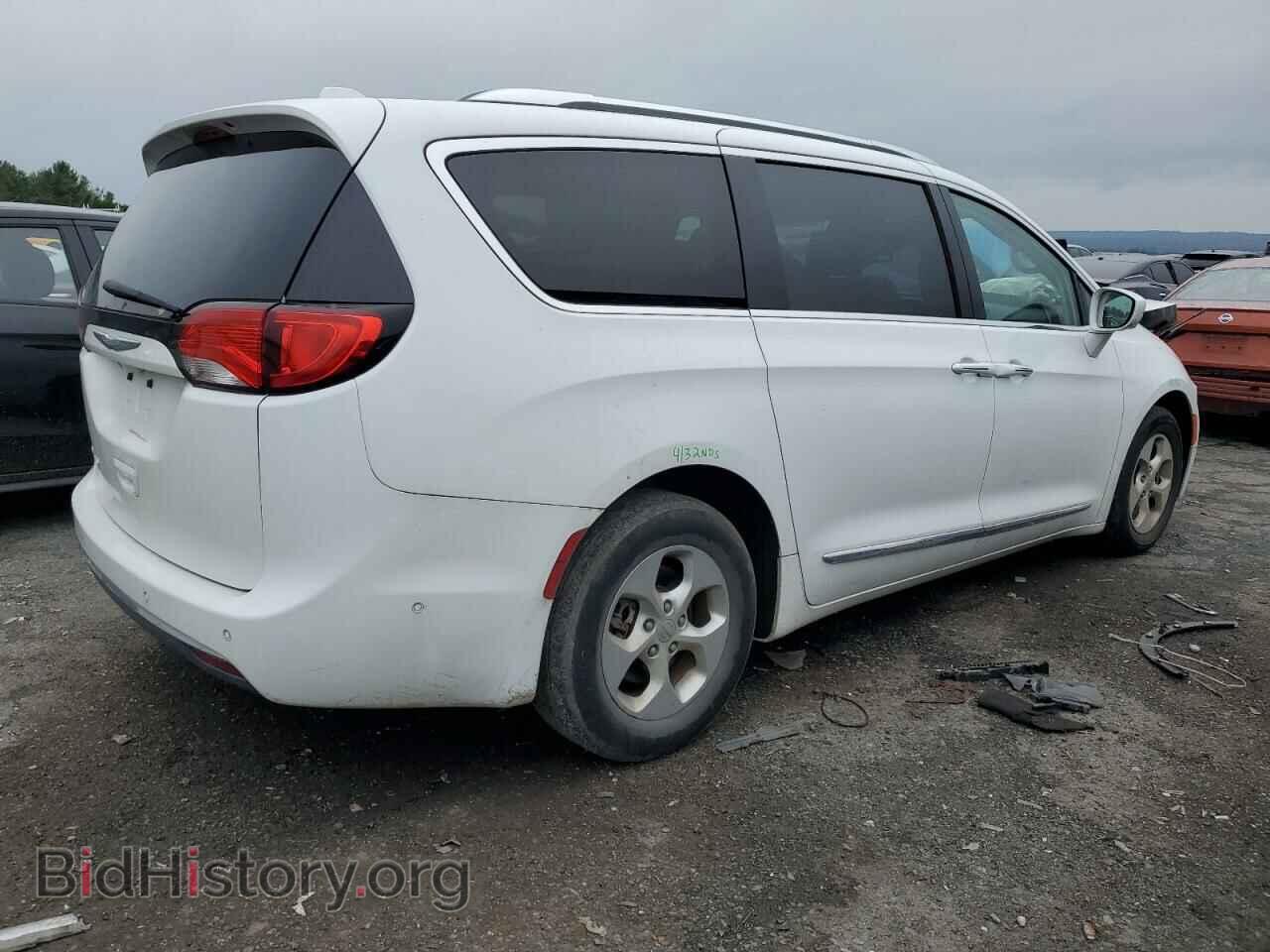 2017 CHRYSLER PACIFICA - VIN: 2C4RC1EG1HR532384 - Photo 3