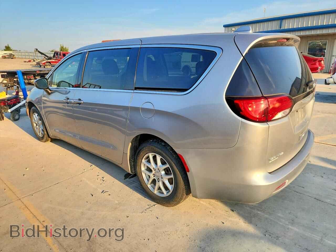 2017 CHRYSLER PACIFICA - VIN: 2C4RC1DG6HR723123 - Photo 2