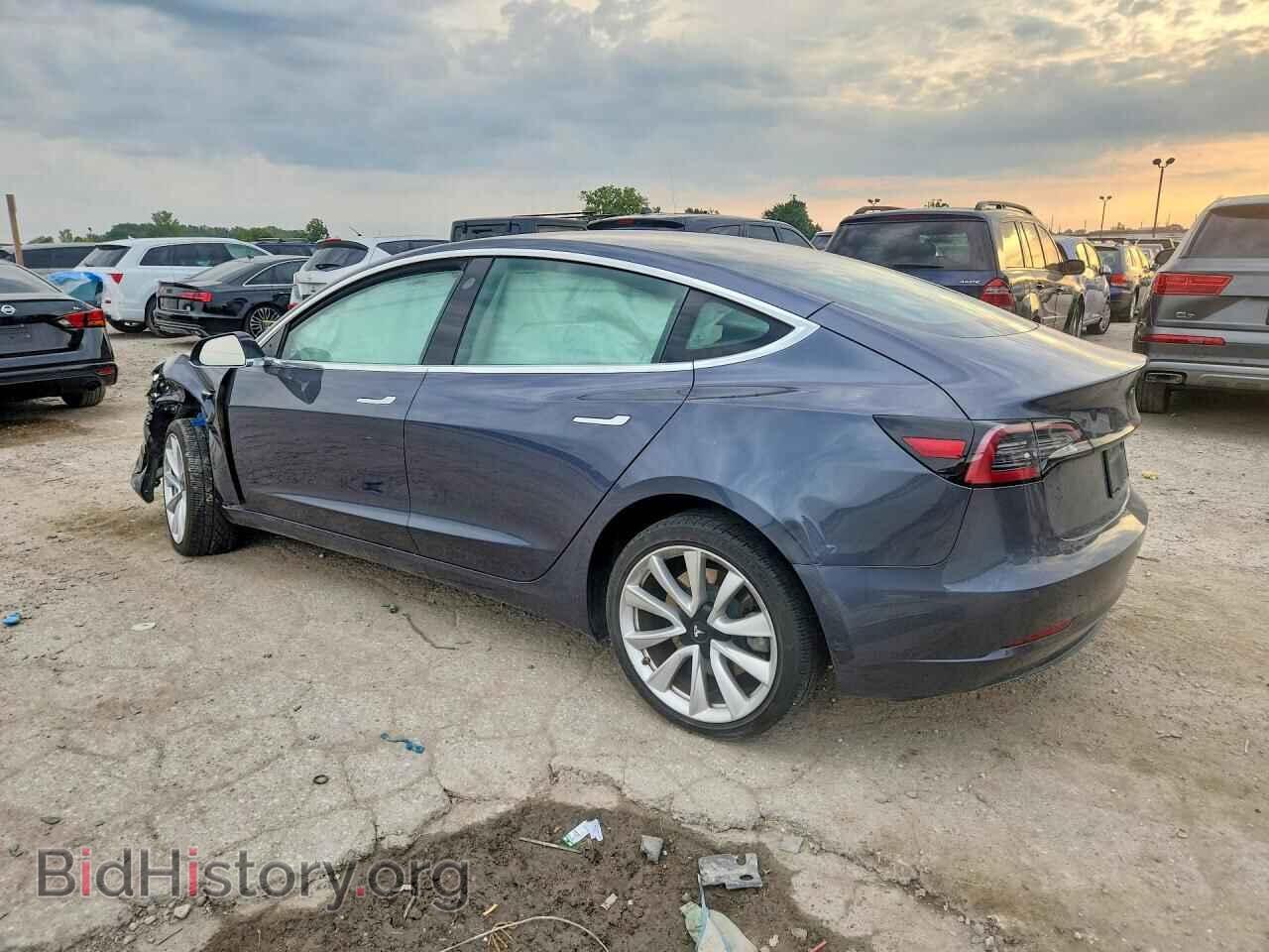 2018 TESLA MODEL 3 - VIN: 5YJ3E1EB5JF186944 - Photo 2
