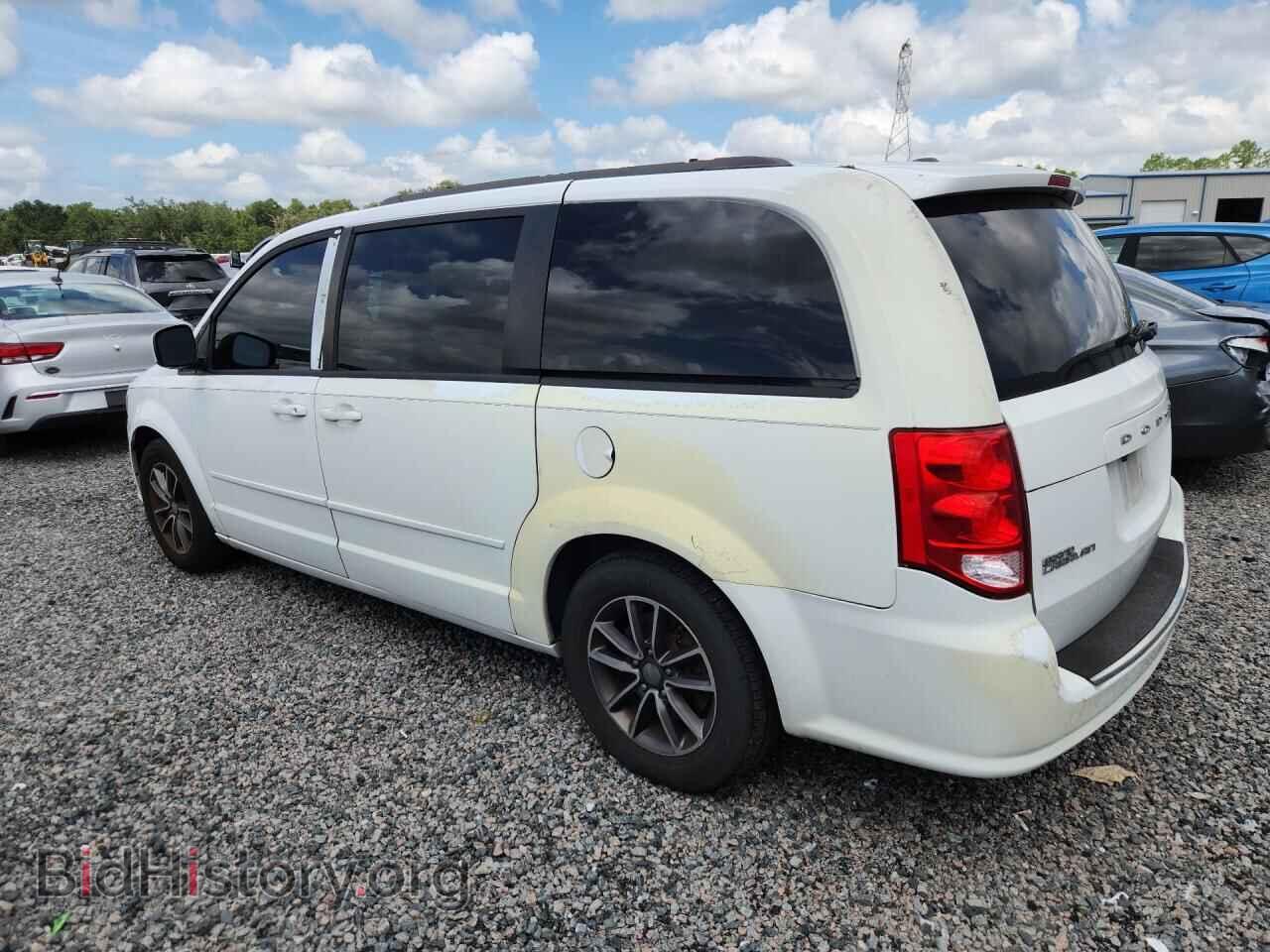 2017 DODGE CARAVAN - VIN: 2C4RDGEG7HR755397 - Photo 2
