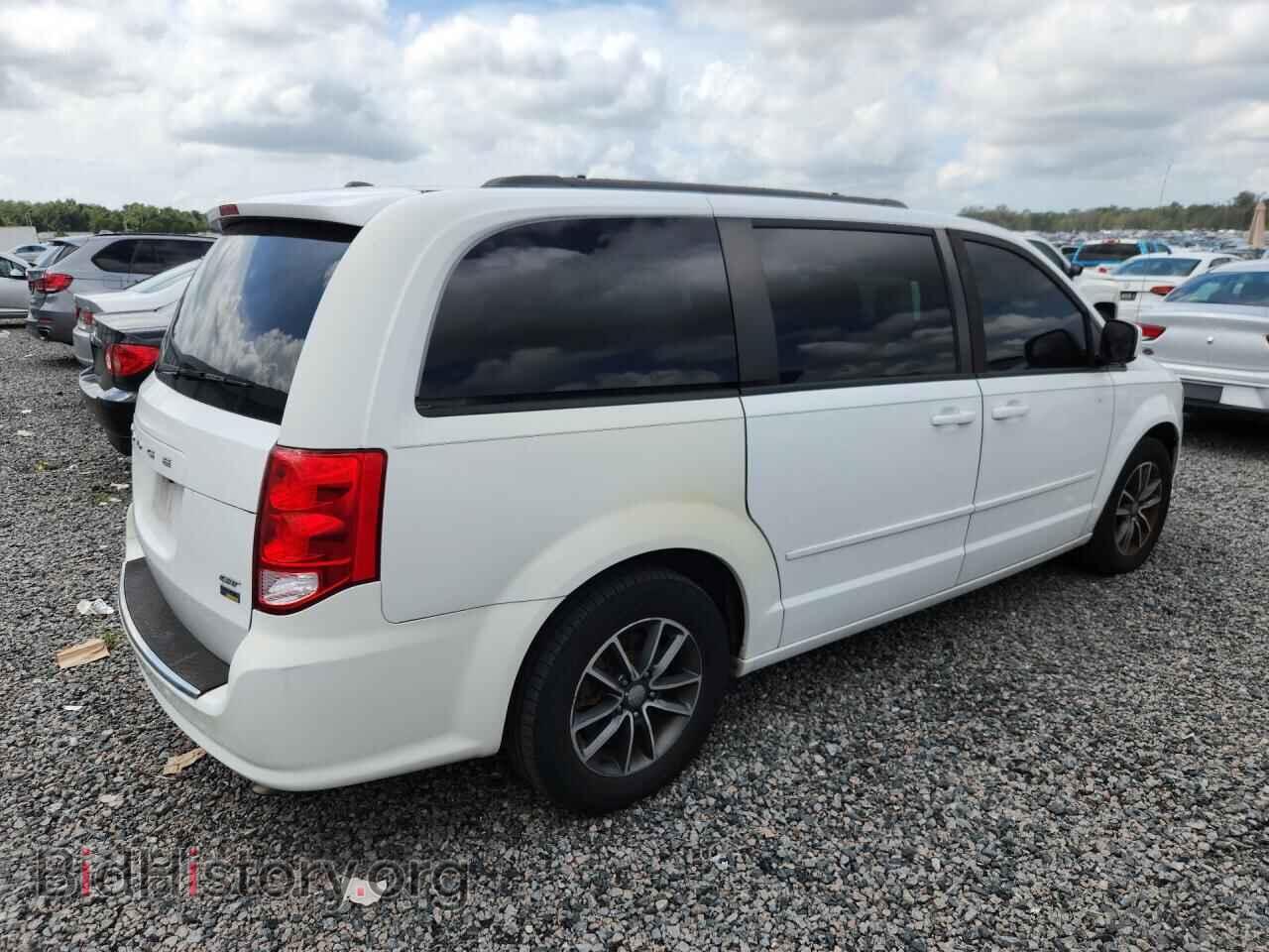 2017 DODGE CARAVAN - VIN: 2C4RDGEG7HR755397 - Photo 3
