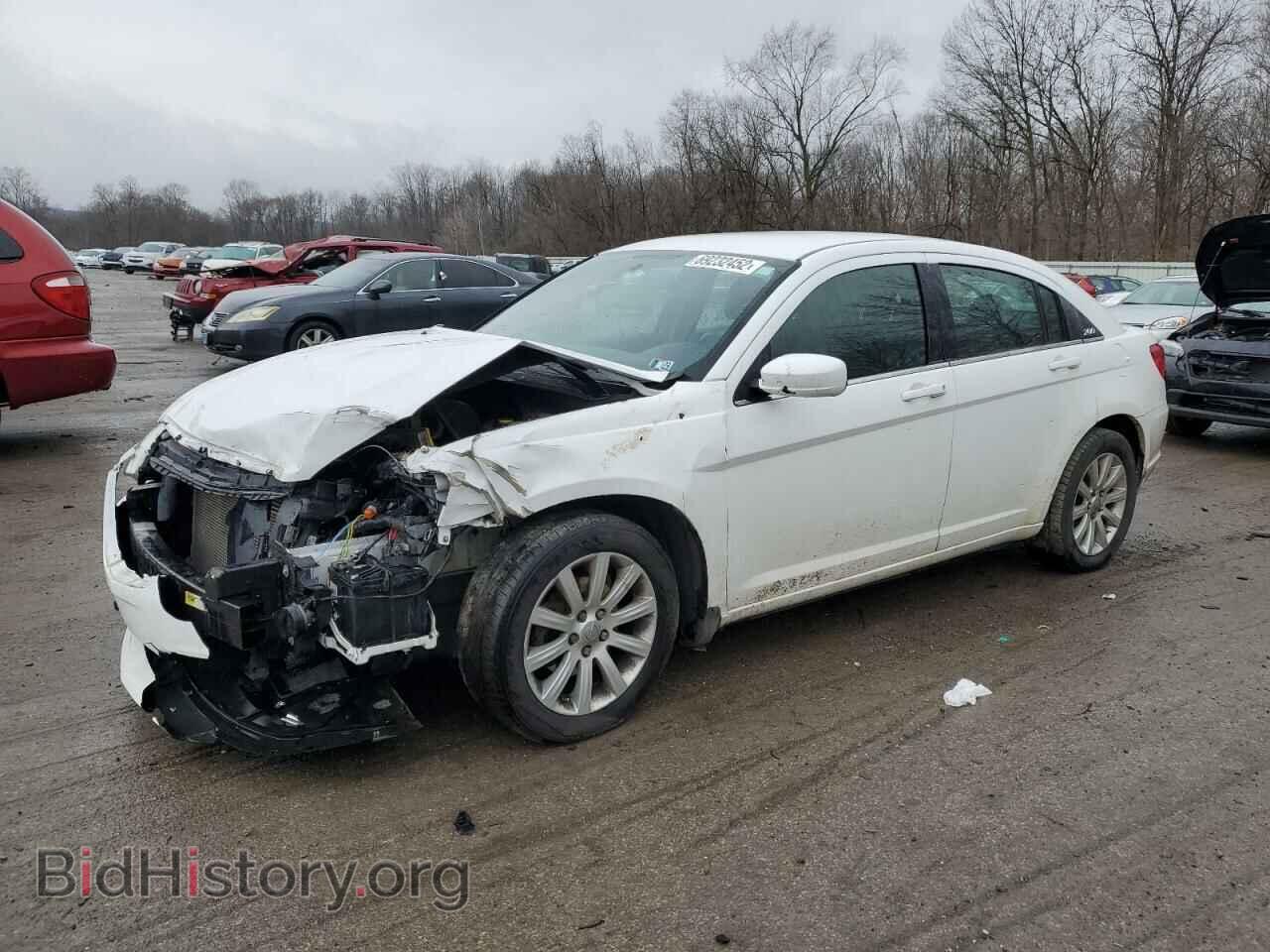 Фотография 1C3CCBBB2DN557486 - CHRYSLER 200 2013