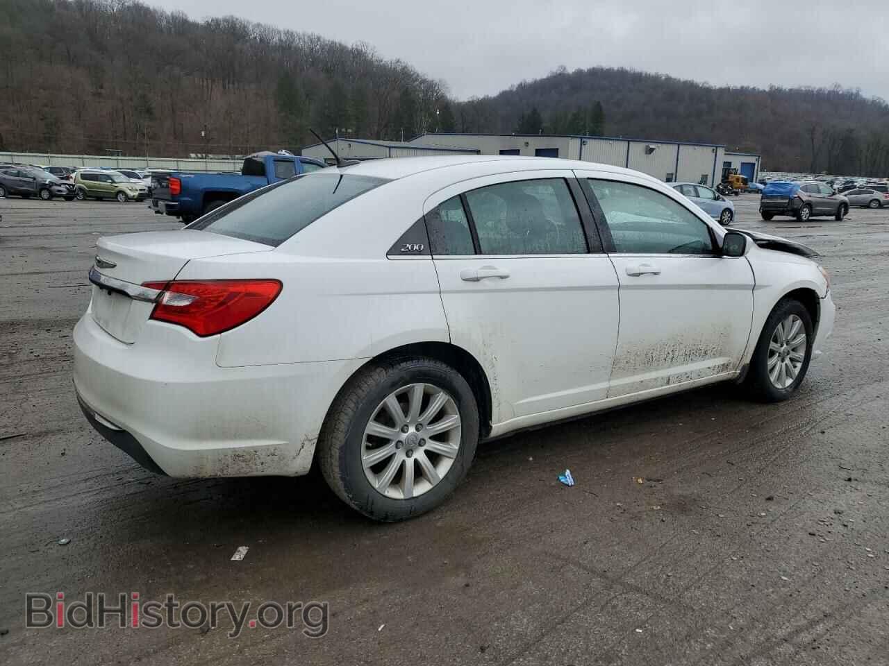 2013 CHRYSLER 200 - VIN: 1C3CCBBB2DN557486 - Фото 3