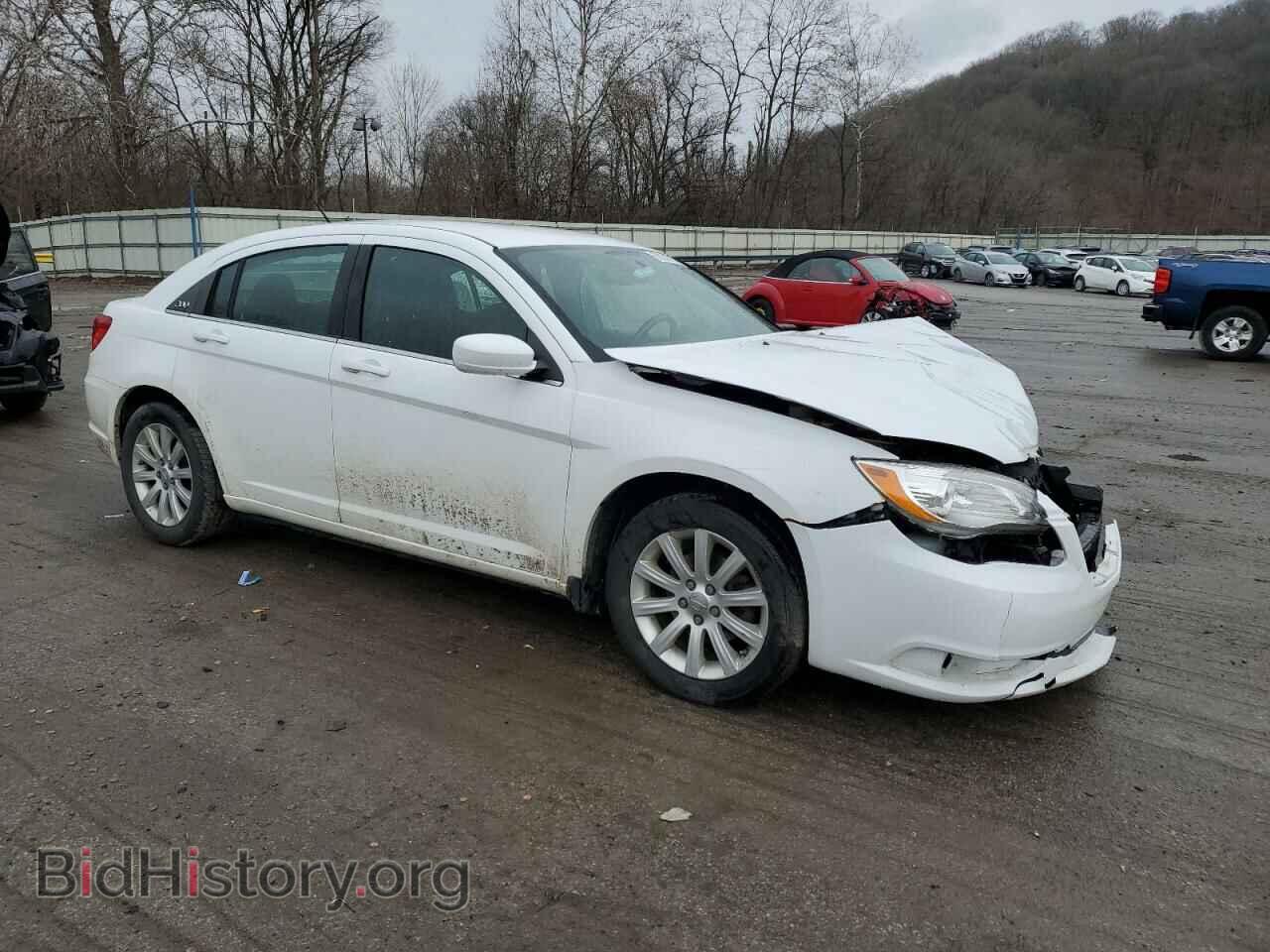 2013 CHRYSLER 200 - VIN: 1C3CCBBB2DN557486 - Фото 4