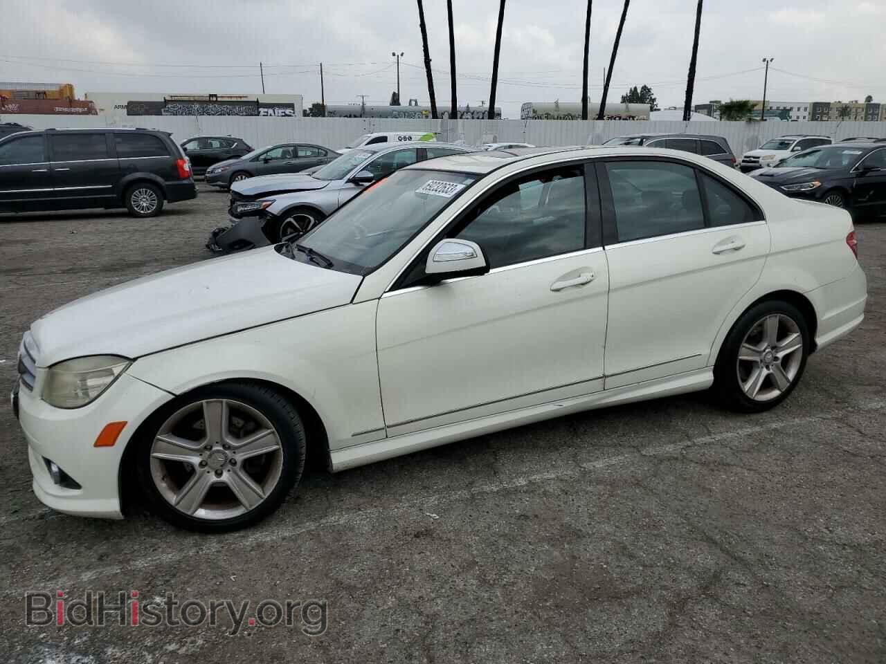 Photo WDDGF5EB6AR090178 - MERCEDES-BENZ C-CLASS 2010