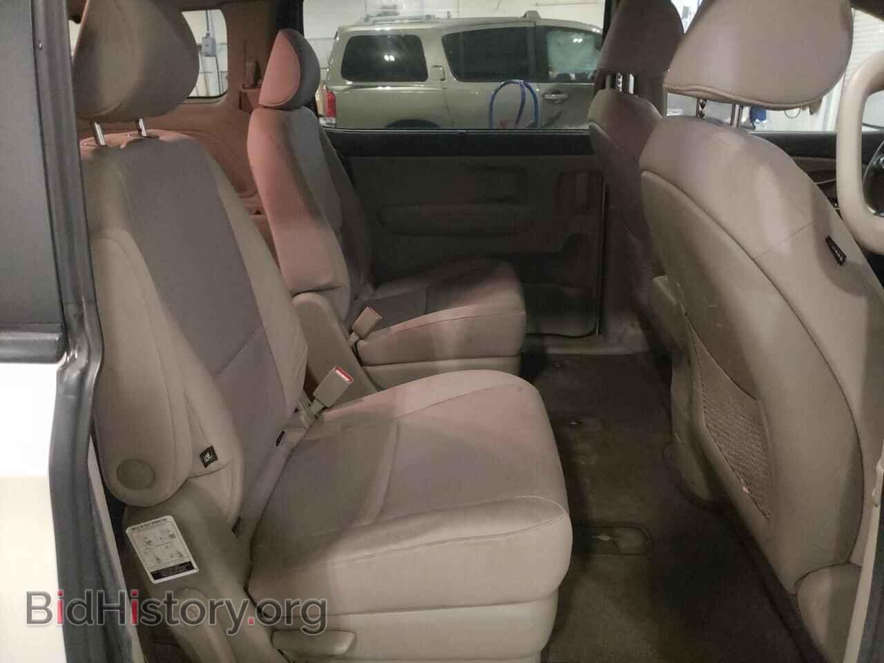 2016 KIA All Models - VIN: KNDMB5C15G6164218 - Фото 11