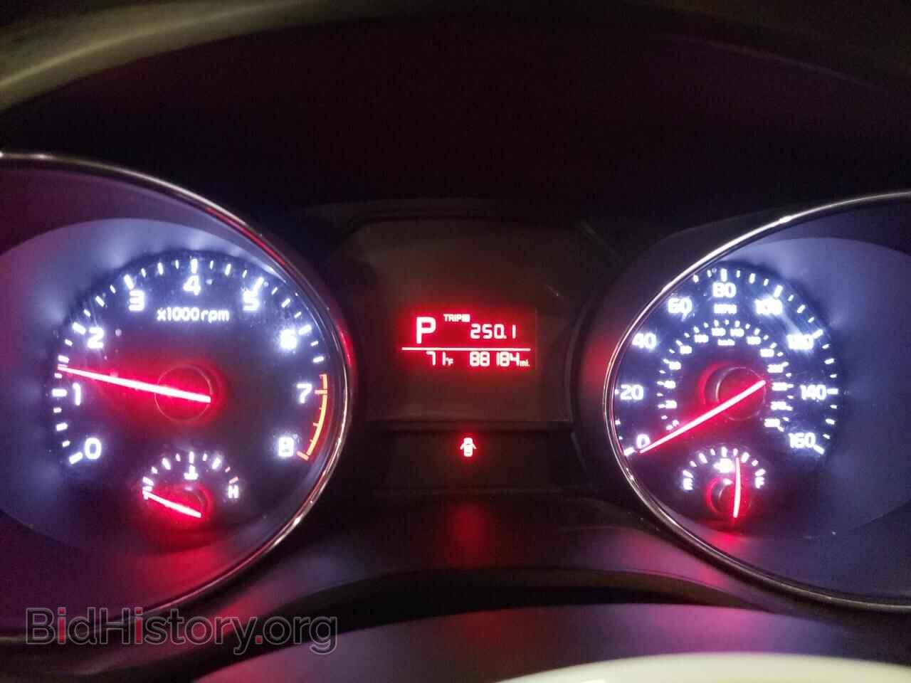 2016 KIA All Models - VIN: KNDMB5C15G6164218 - Фото 9