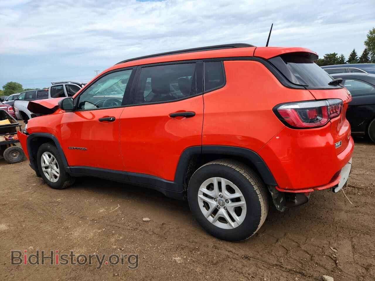2018 JEEP COMPASS - VIN: 3C4NJCAB4JT133675 - Фото 2