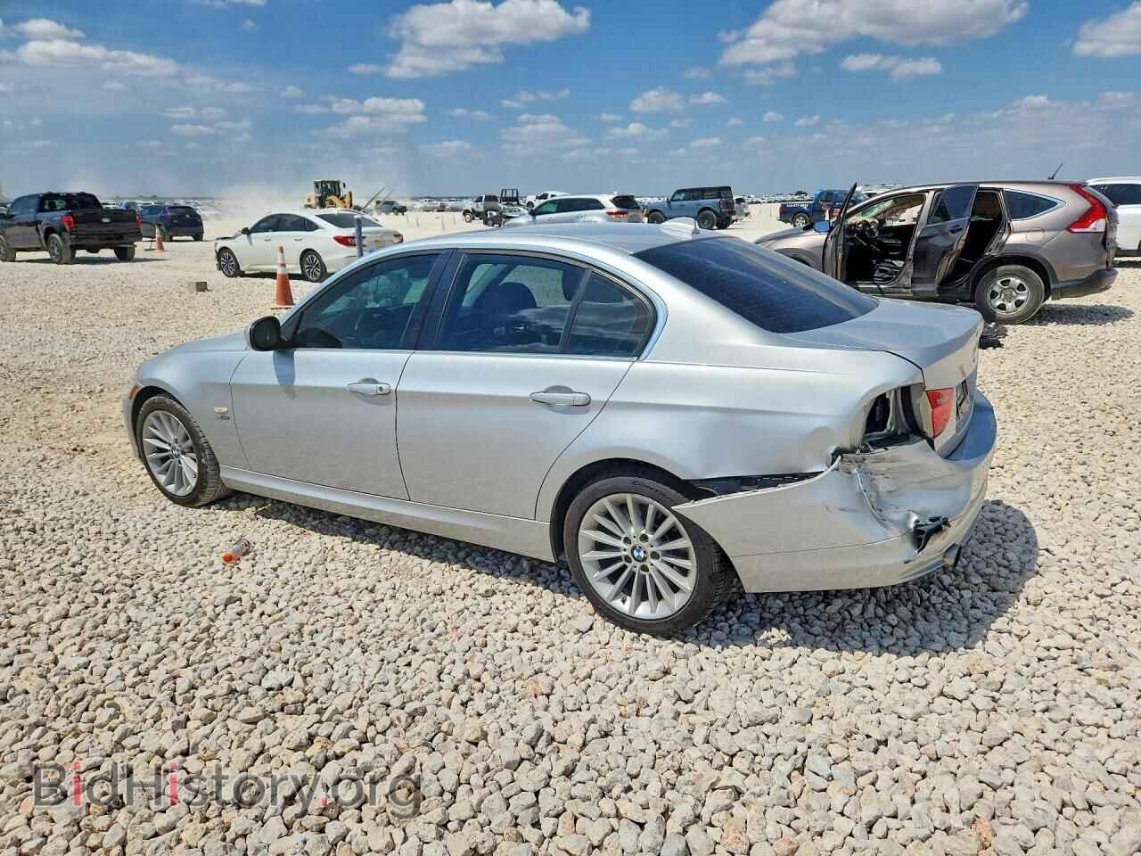2011 BMW 3 SERIES - VIN: WBAPL5C56BA742925 - Фото 2