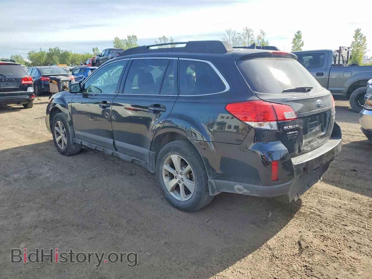 2014 SUBARU OUTBACK - VIN: 4S4BRJMC1E2210686 - Фото 2