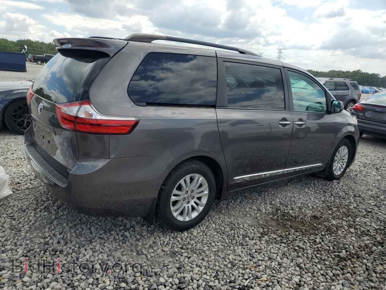 2017 TOYOTA All Models - VIN: 5TDYZ3DC2HS812729 - Фото 3