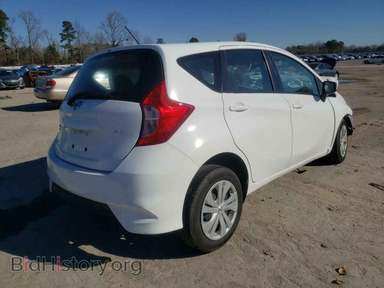2019 NISSAN VERSA - VIN: 3N1CE2CP3KL366529 - Фото 4